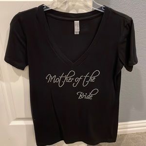 Black v-neck “mother of the bride” shirt in Large